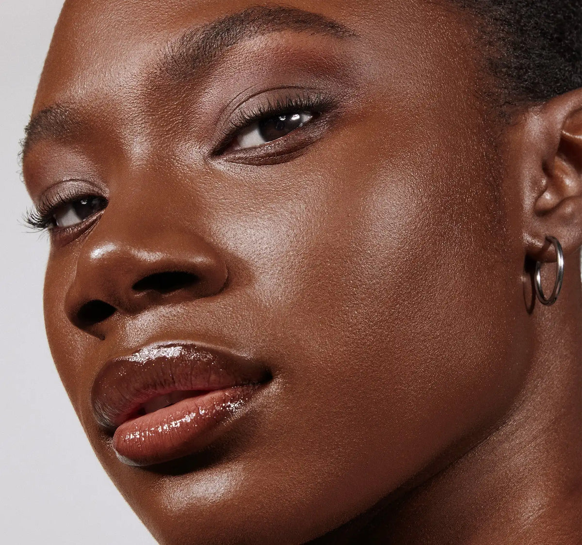 Lightform Extended Hydration Foundation